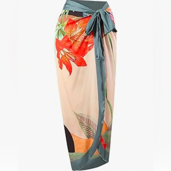 Bathing suit w/cover up - Picture 4 of 4